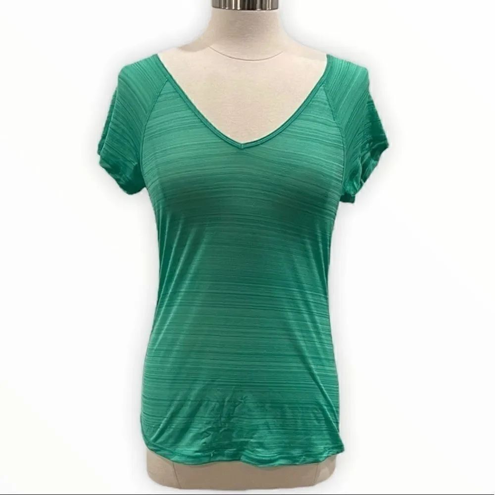 Ideology Light Weighted V-Neck Semi-Fitted T-Shirt